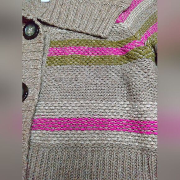 Old Navy 3/4 Sleeve Button Knit Cardigan w/ Collar, Small Taupe, fuchsia &olive - Picture 4 of 10